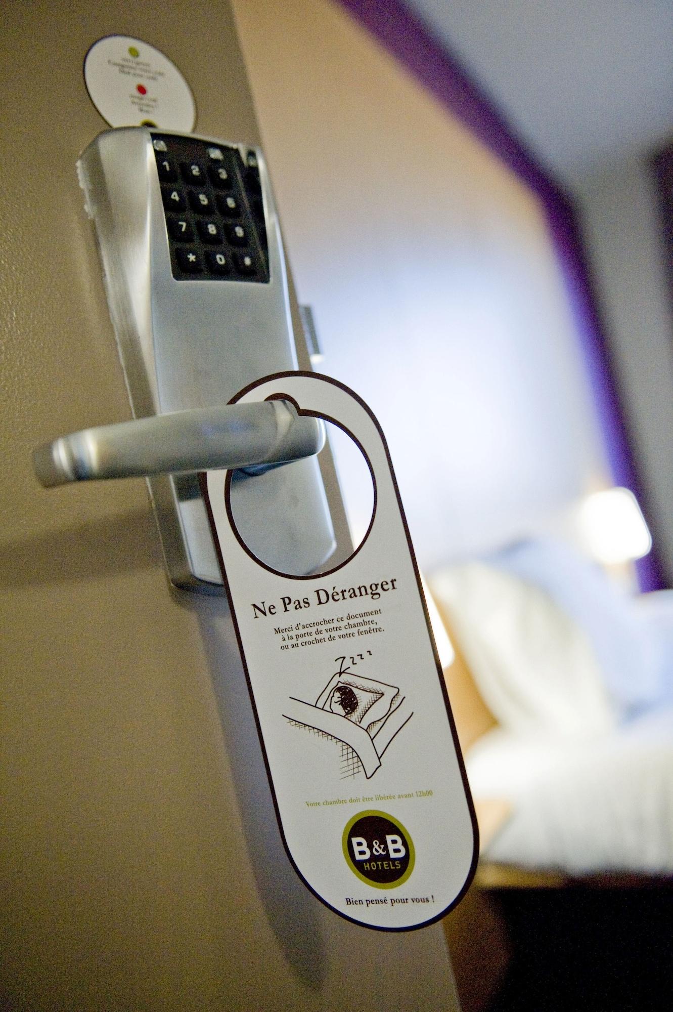 B&B Hotel Rennes Ouest Villejean Buitenkant foto