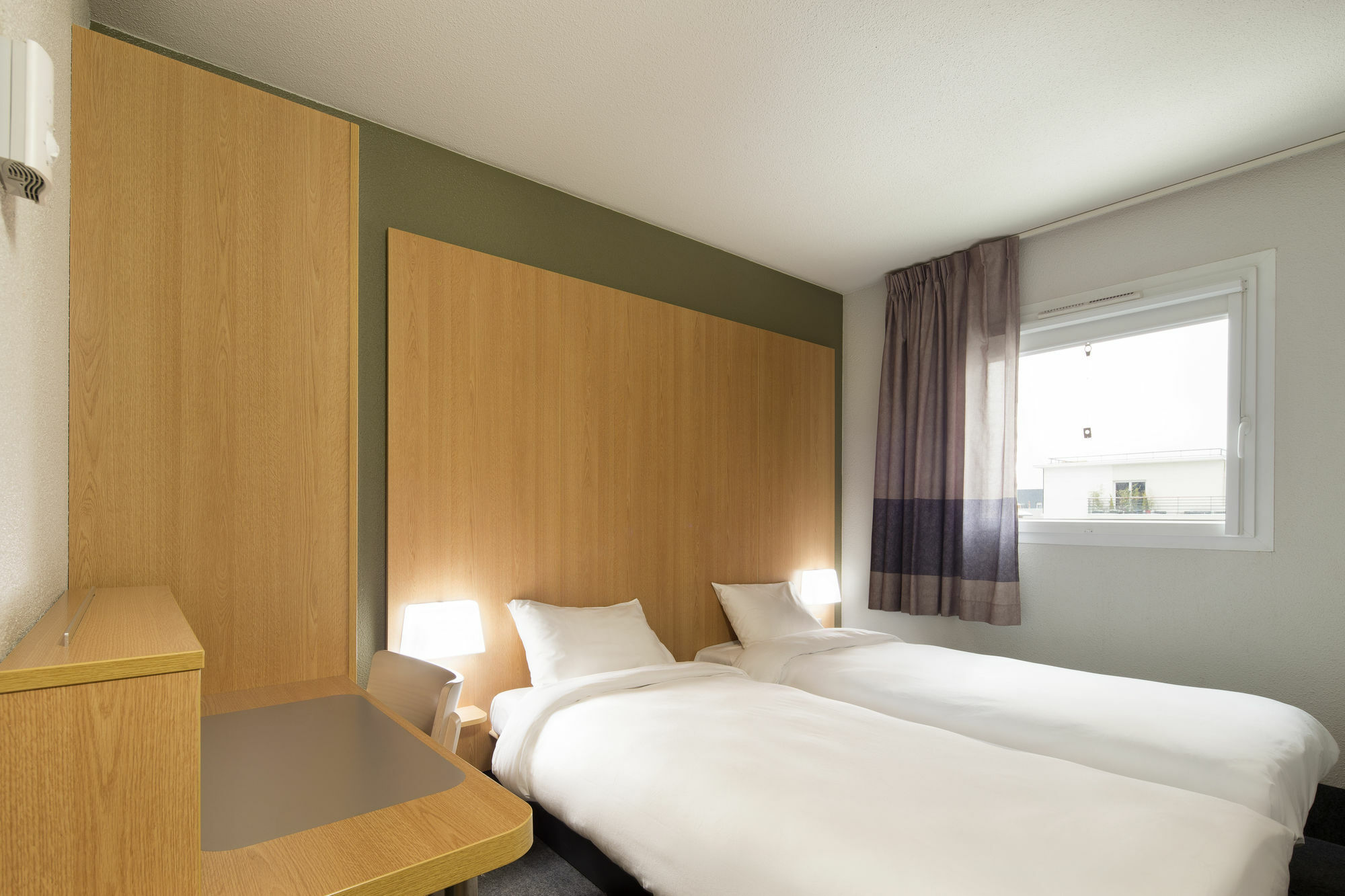 B&B Hotel Rennes Ouest Villejean Buitenkant foto