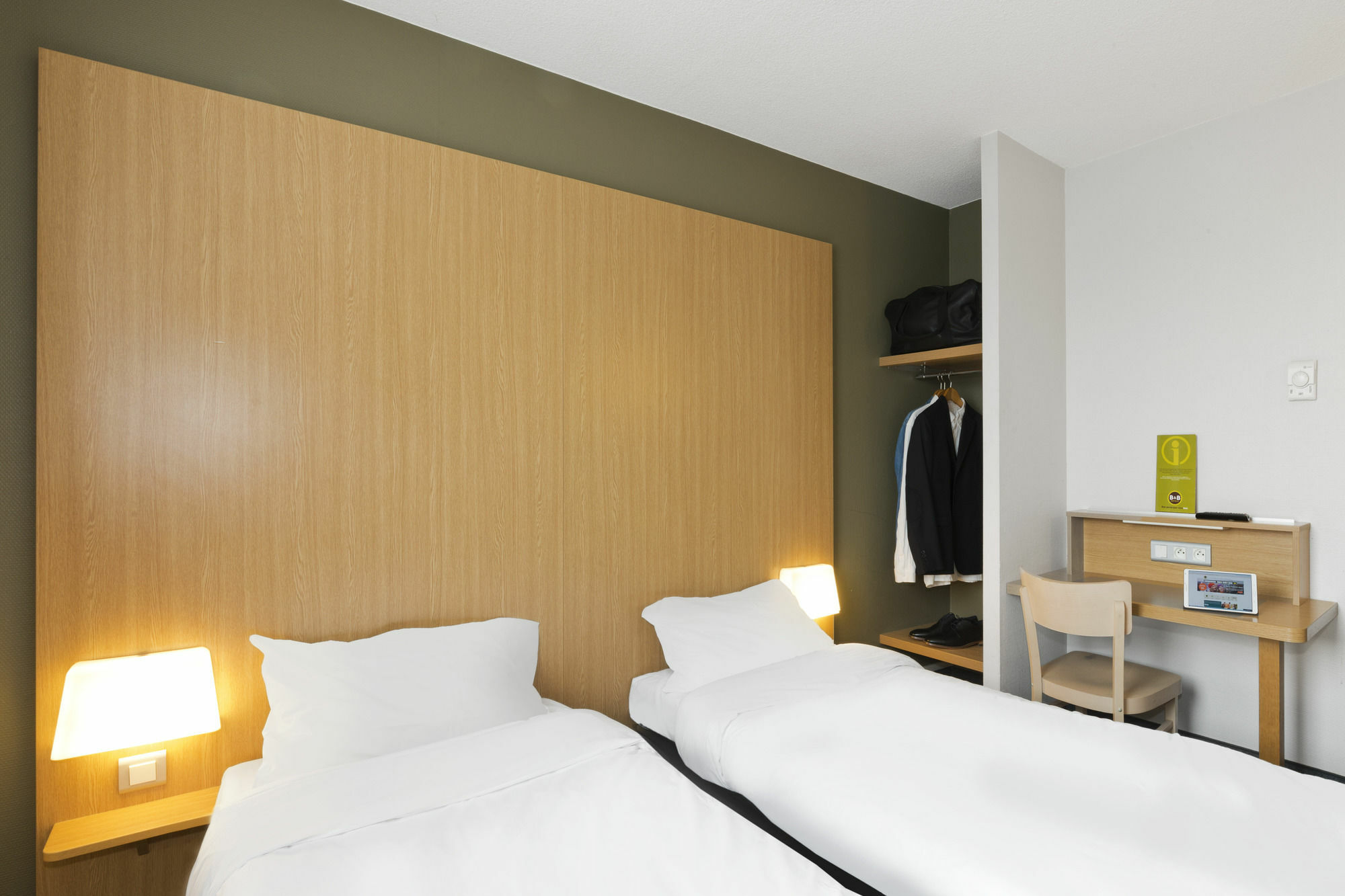 B&B Hotel Rennes Ouest Villejean Buitenkant foto
